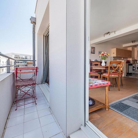 Gorgeous Apartment In Royan With Kitchen Exterior foto